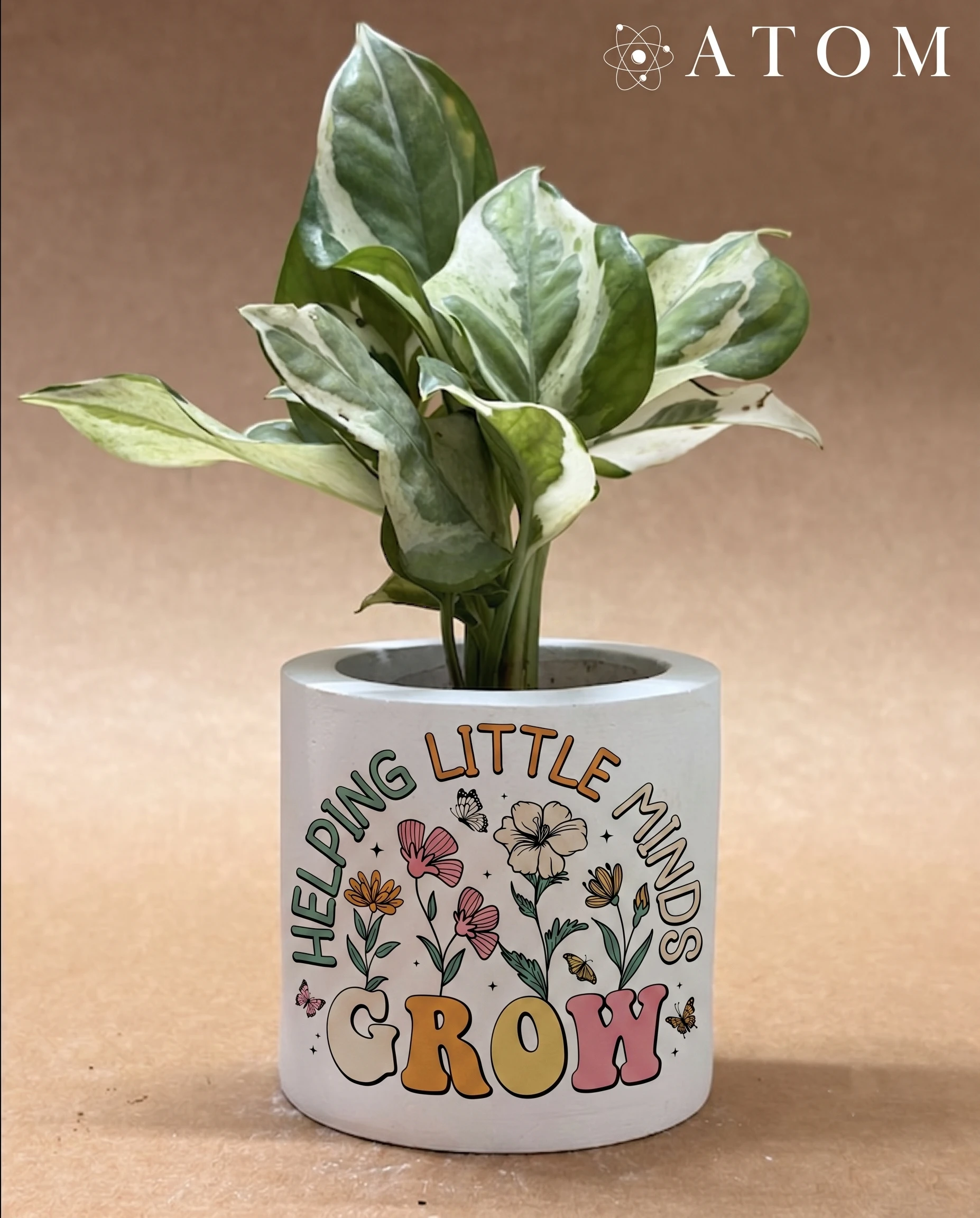 Minds Grow Planter planter